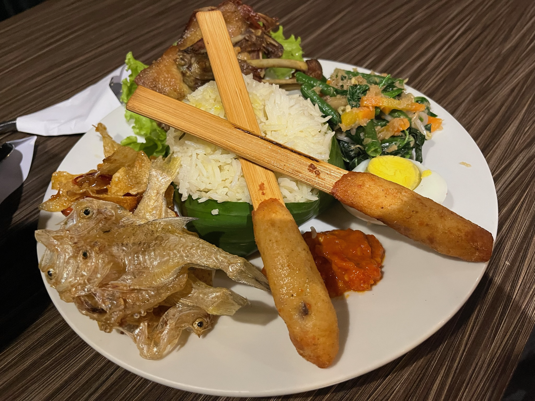 演出的剧院也是餐厅，但是不怎么好吃