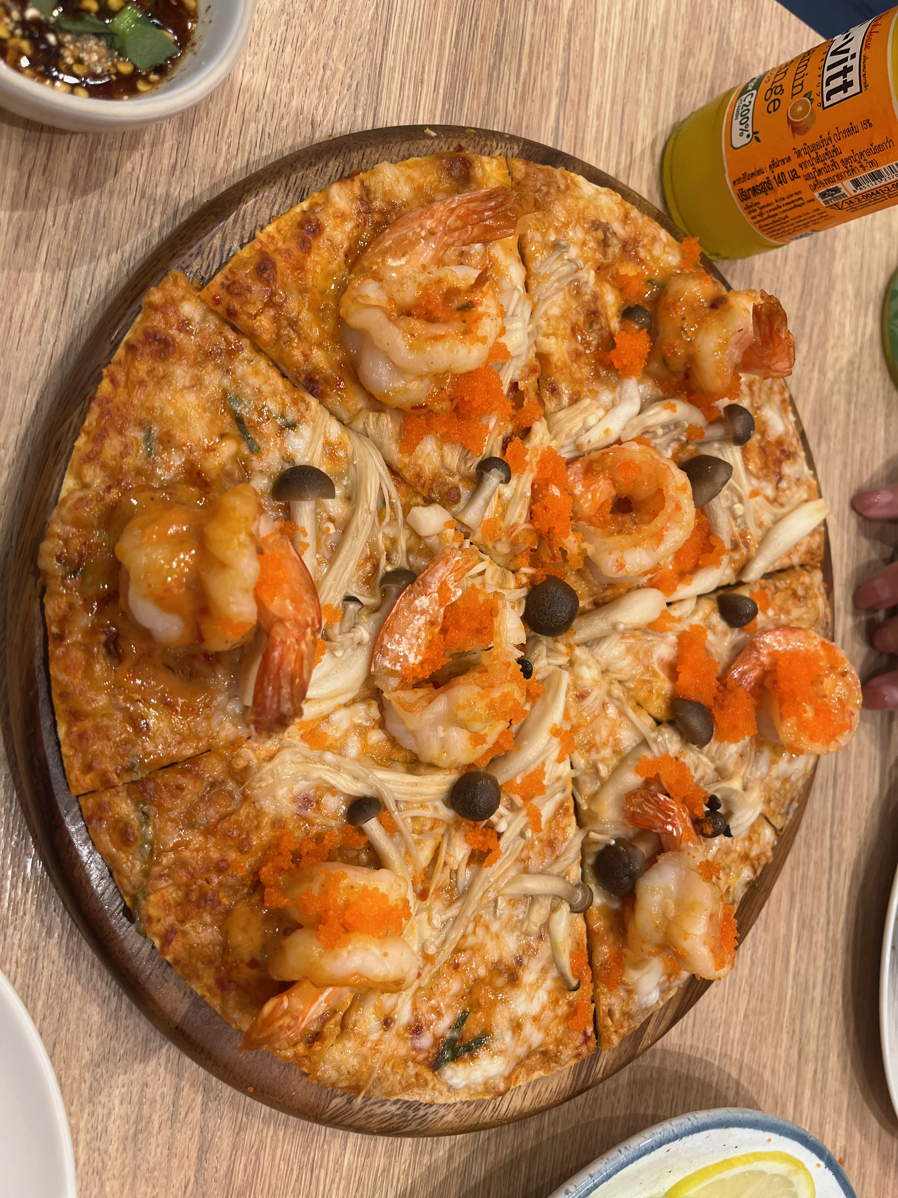 Tom Yum Pizza